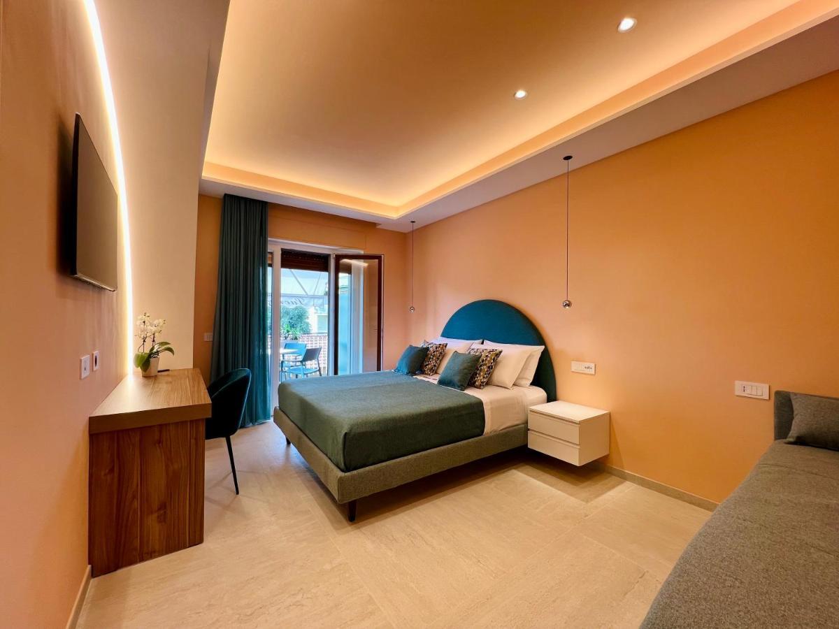 Yourhome - Lucrezia Suites Сорренто Экстерьер фото